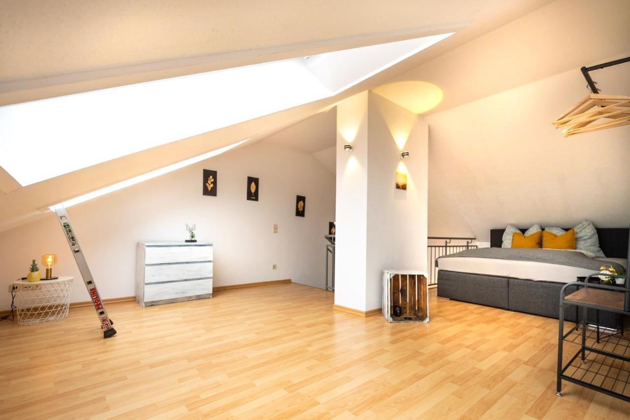 Blue Chili 99 - Grosszuegiges Loft Wlan Boxspringbett Bis 4 Pers Apartment Leipzig Luaran gambar