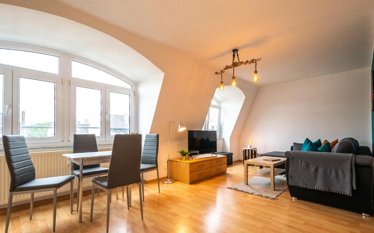 Blue Chili 99 - Grosszuegiges Loft Wlan Boxspringbett Bis 4 Pers Apartment Leipzig Luaran gambar